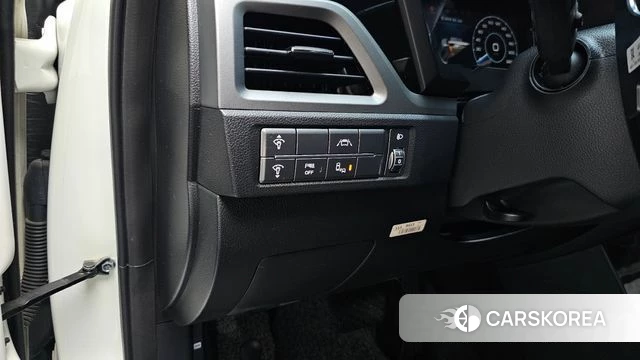 Ssangyong Beautiful Korando id 4268403 из Кореи 21
