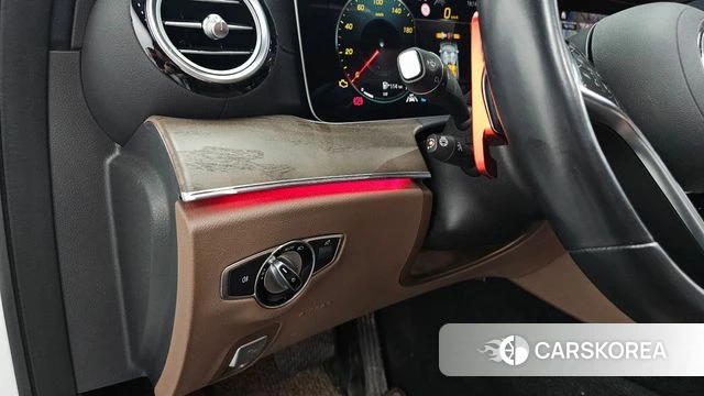 Mercedes-Benz E-Class W213 id 4445571 из Кореи 21