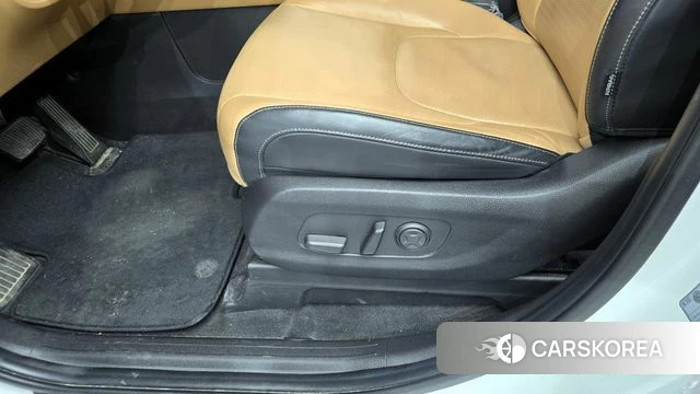 Kia Carnival 4th generation id 4232049 из Кореи 21