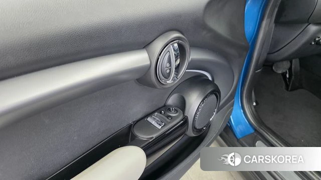 Mini Cooper Electric id 4303274 из Кореи 21