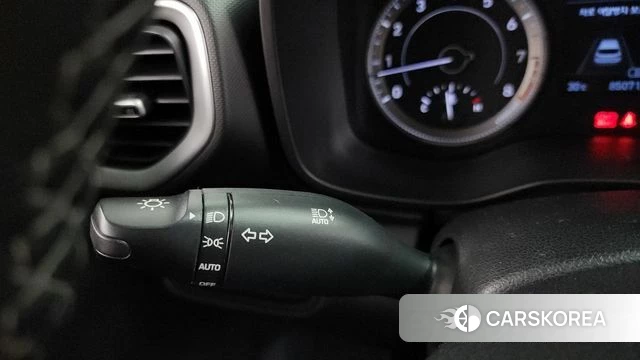 Hyundai Venue id 4625948 из Кореи 21
