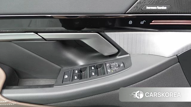 BMW 5 Series (G60) id 4571424 из Кореи 21