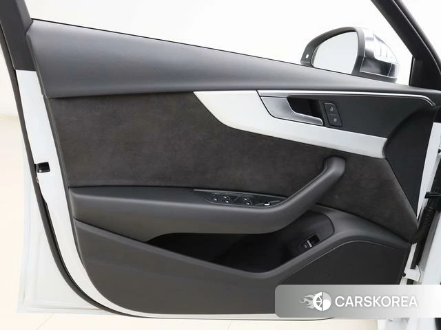 Audi S4 id 4211105 из Китая 21