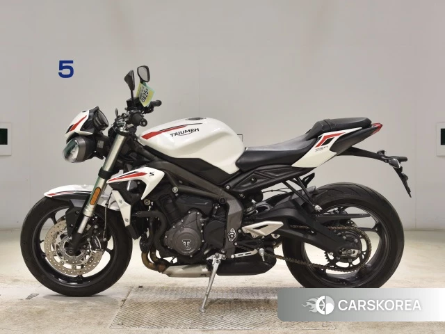 Проданный Triumph STREET TRIPLE 765 S id 4182747 из Японии, фото 21