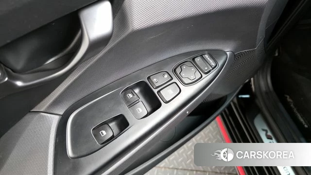 Hyundai Veloster (JS) id 4325054 из Кореи 21