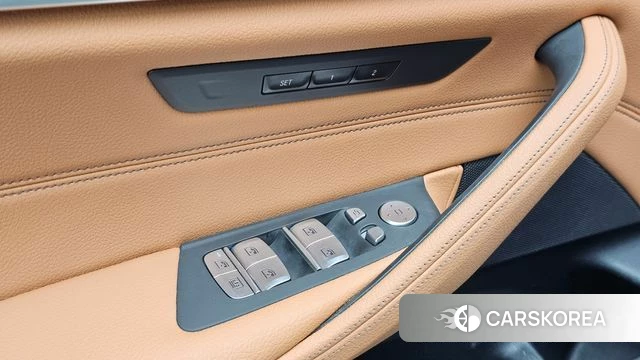 BMW 5 Series (G30) id 4935433 из Кореи 21