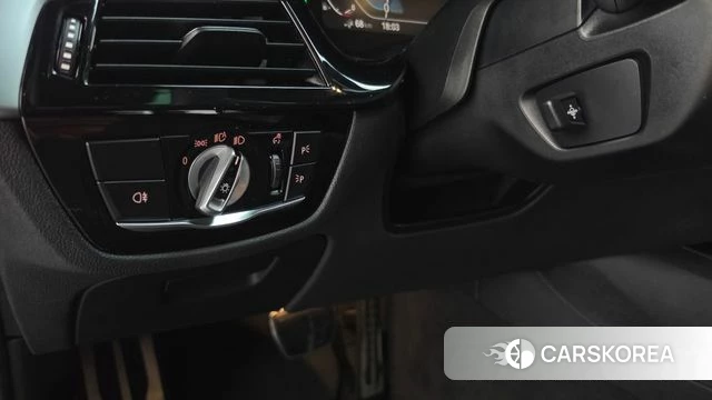 BMW 5 Series (G30) id 4769243 из Кореи 21