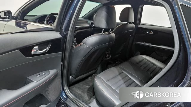 Kia Come New K3 id 4338978 из Кореи 21