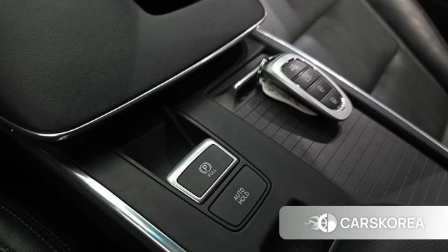 Hyundai The New Grandeur IG id 4594547 из Кореи 21