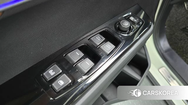 Ssangyong Torres id 4762896 из Кореи 21