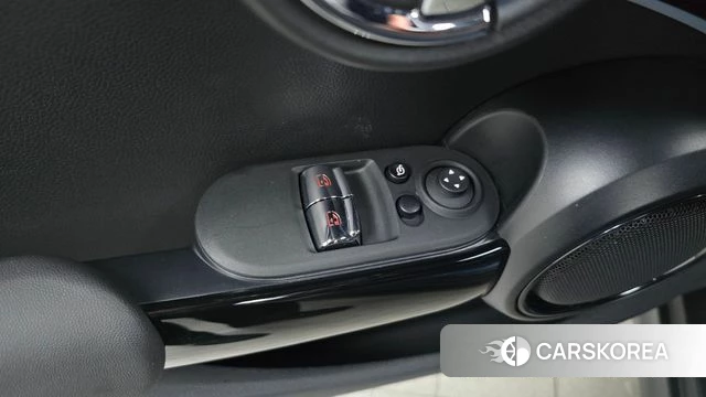 Mini Cooper Electric id 4517022 из Кореи 21
