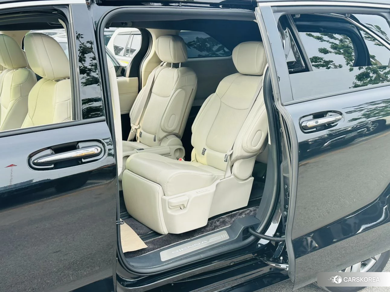 Toyota Saina id 4407483 из Китая 21