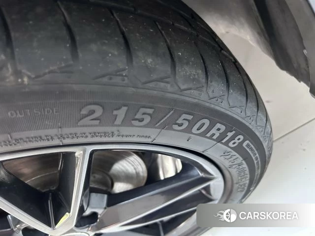 Audi Q2L id 4328778 из Китая 21