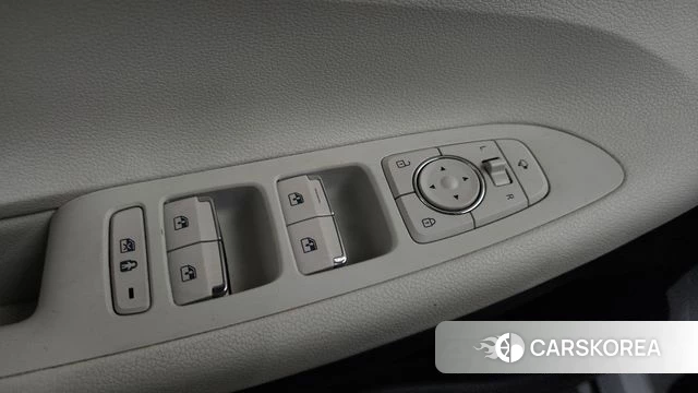Hyundai The New Grandeur IG Hybrid id 4470132 из Кореи 21