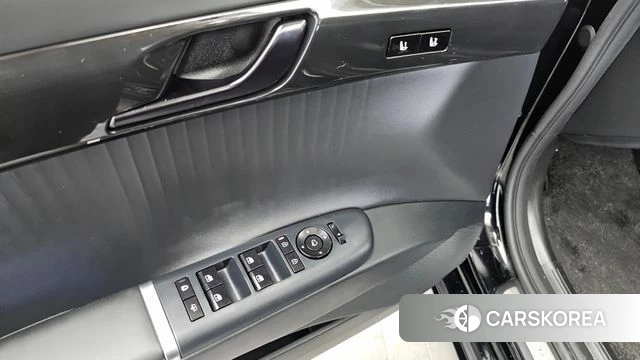 Hyundai Grandeur (GN7) id 4555228 из Кореи 21