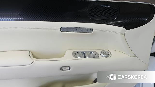 Genesis G90 (RS4) id 4783919 из Кореи 21