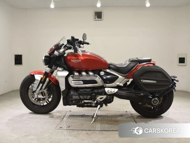 Triumph ROCKET 3 R id 3946665 из Японии 21