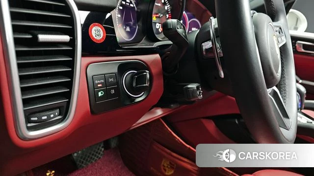 Porsche Cayenne (PO536) id 4308632 из Кореи 21