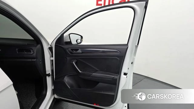 Volkswagen T-Roc id 4849067 из Кореи 21