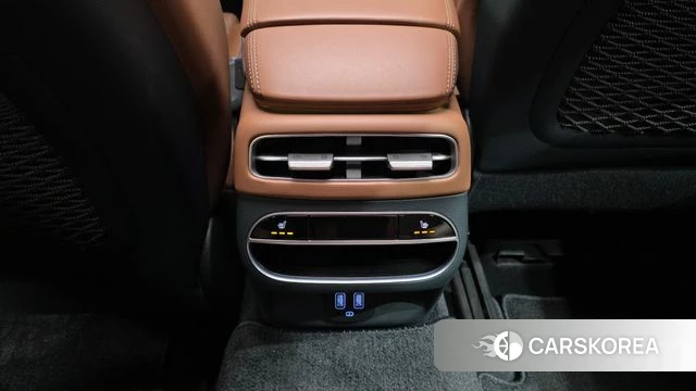 Genesis GV70 id 4292366 из Кореи 21