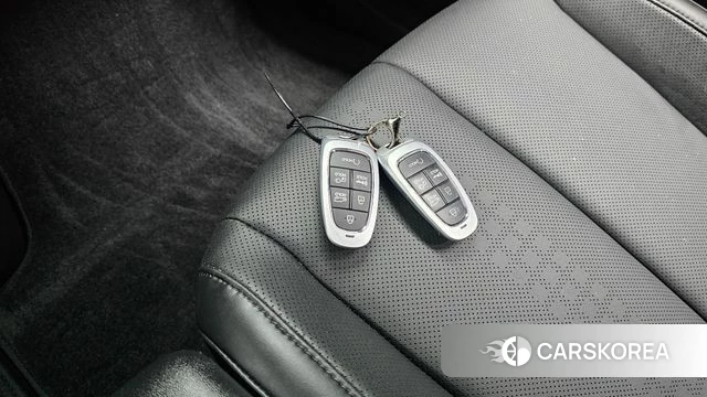 Hyundai Ionic 5 id 4381913 из Кореи 21