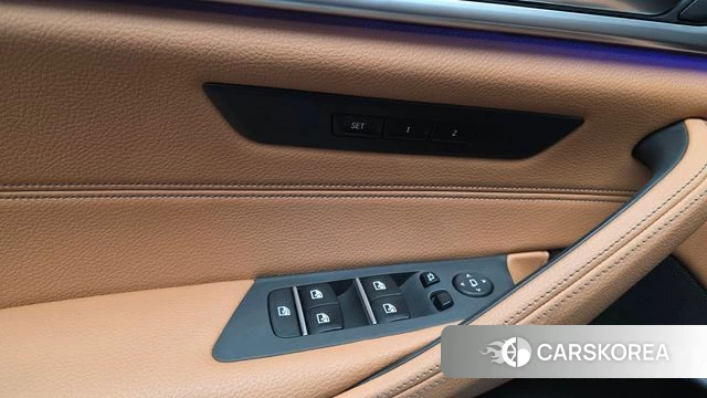 BMW 5 Series (G30) id 4594998 из Кореи 21