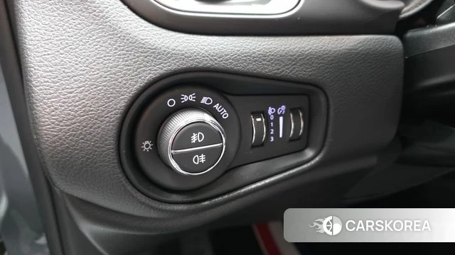 Jeep Renegade id 4620559 из Кореи 21