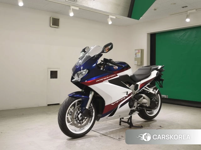 Проданный Honda VFR800F id 4184753 из Японии, фото 21
