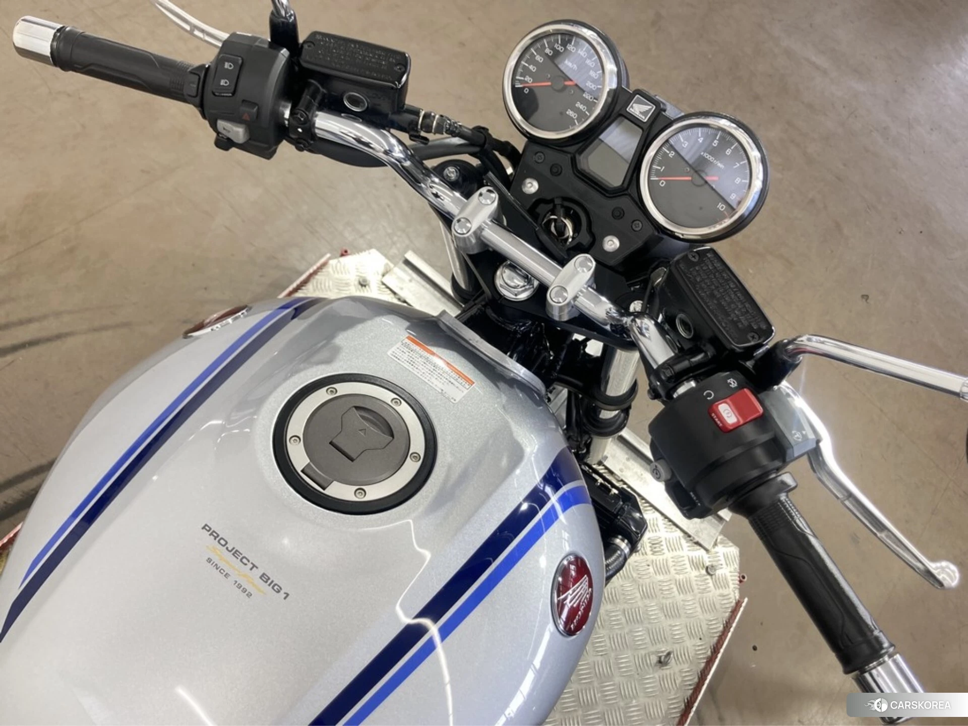 Проданный Honda CB1300SF ABS id 3950421 из Японии, фото 21