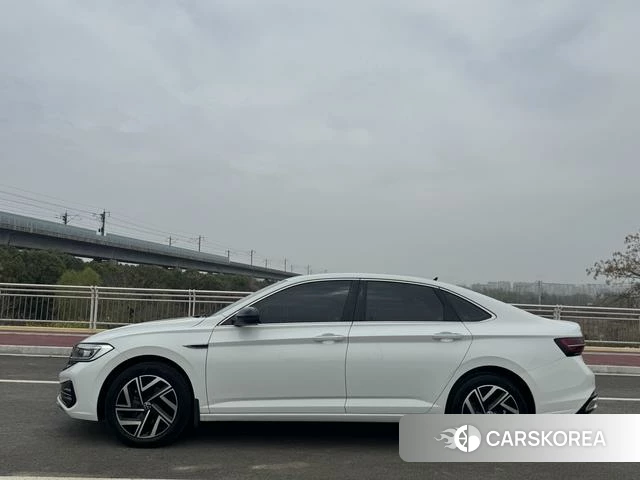 Volkswagen Sagitar id 3908008 из Китая 21