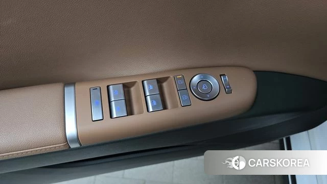 Hyundai Grandeur (GN7) id 4408804 из Кореи 21