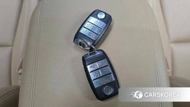 Kia The New Carnival id 4737600 из Кореи 21