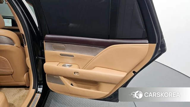 Genesis G90 (RS4) id 4315618 из Кореи 21