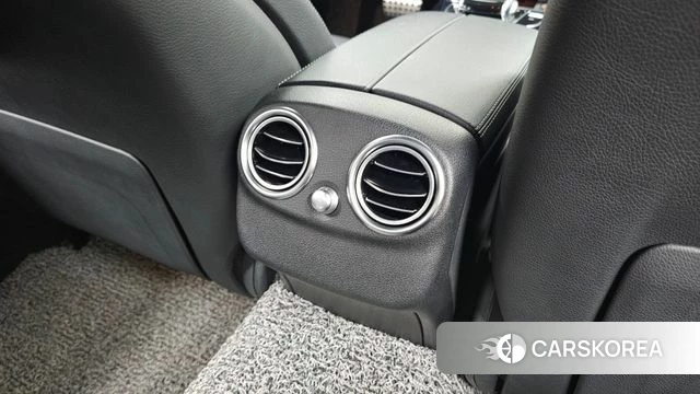Mercedes-Benz C-Class W205 id 4642847 из Кореи 21