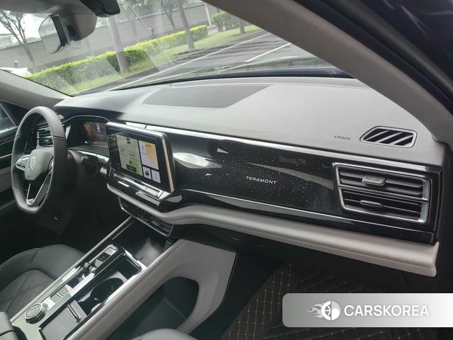 Volkswagen Tourang id 4367419 из Китая 21