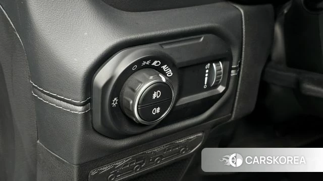 Jeep Wrangler (JL) id 4853933 из Кореи 21