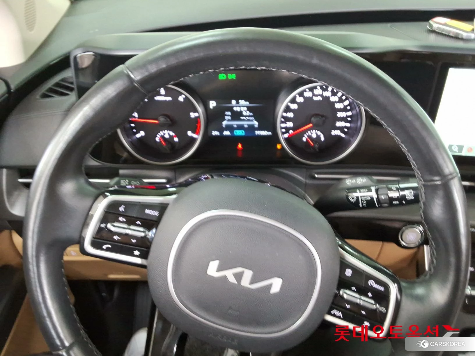 Kia Carnival id 4312628 из Кореи 21