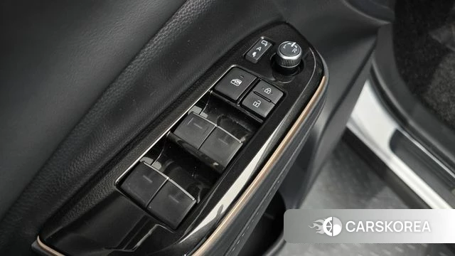 Toyota Crown Crossover id 4248394 из Кореи 21