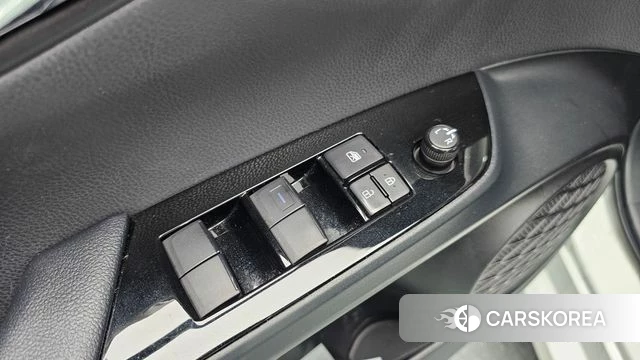 Toyota Prius 4th Generation id 4489080 из Кореи 21
