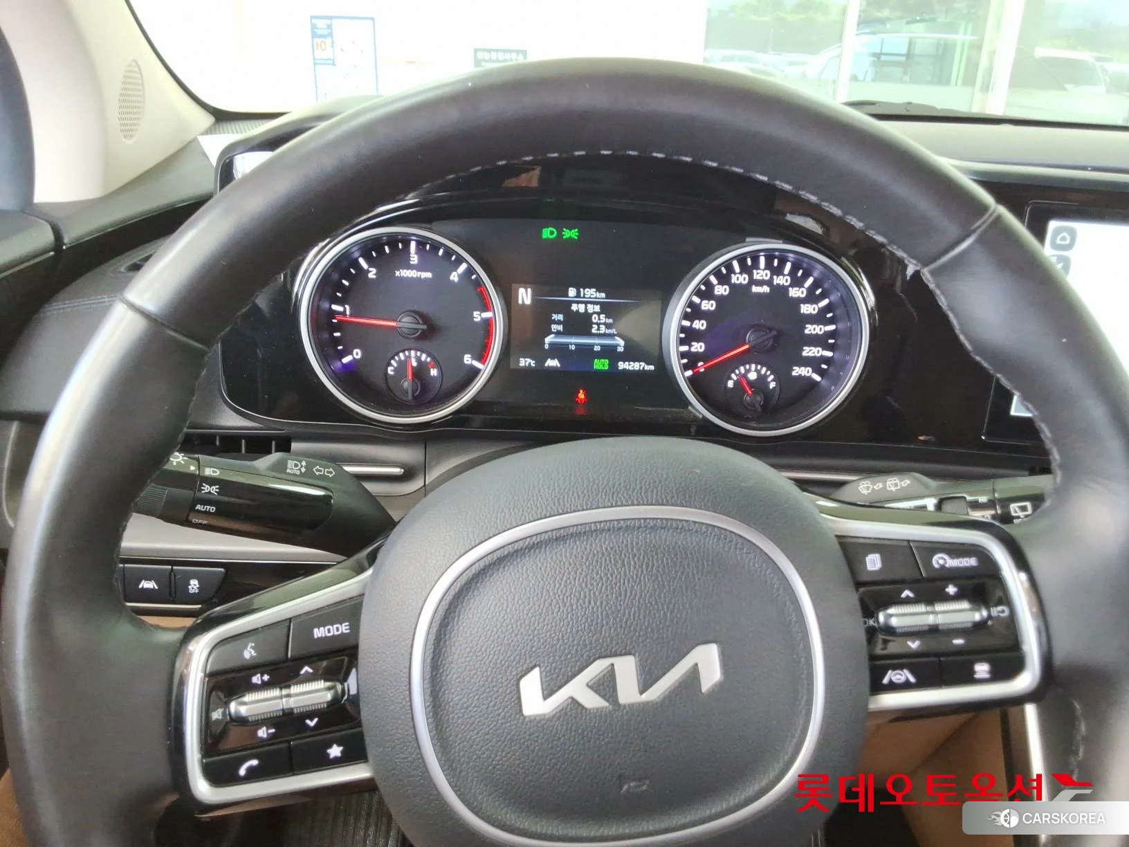 Kia Carnival id 4669061 из Кореи 21