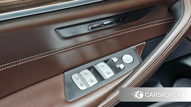 BMW 5 Series (G30) id 4943751 из Кореи 21