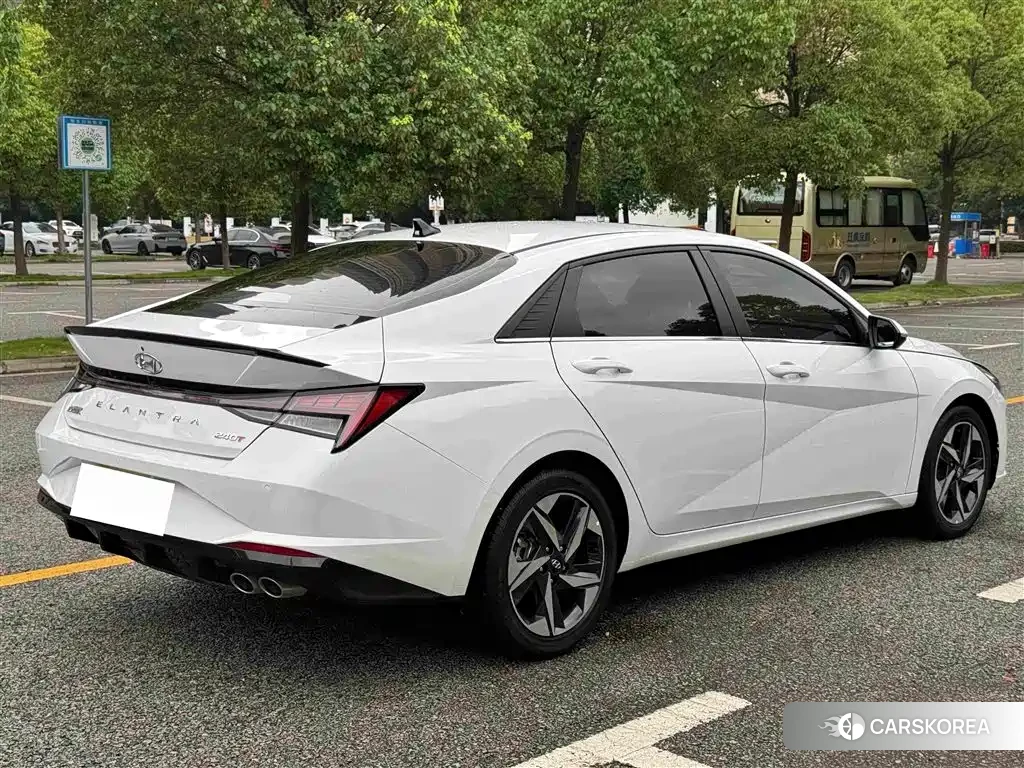 Hyundai Elantra id 4553735 из Китая 21