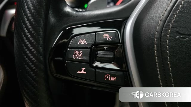 BMW 5 Series (G30) id 4568668 из Кореи 21