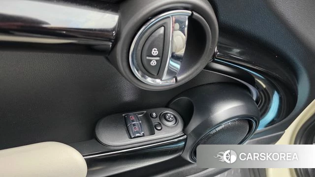 Mini Cooper S id 4534259 из Кореи 21