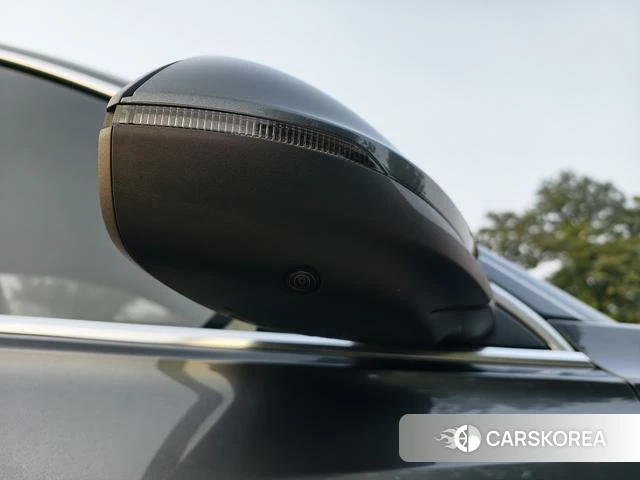 Audi Q8 id 4208798 из Китая 21