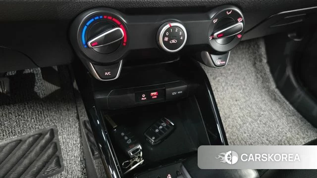 Kia Stonic id 4491185 из Кореи 21