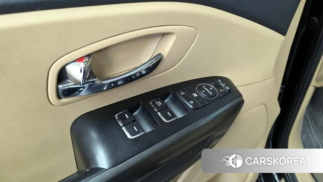 Kia The New Carnival id 4285358 из Кореи 21