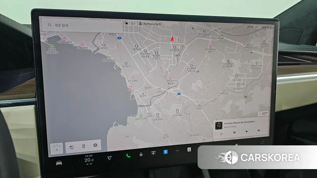 Tesla Model X id 4523346 из Кореи 21