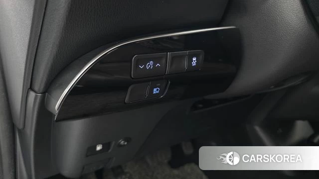 Toyota Prius 4th Generation id 4309668 из Кореи 21