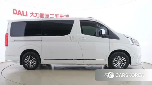 Toyota Hiace id 4261857 из Китая 21